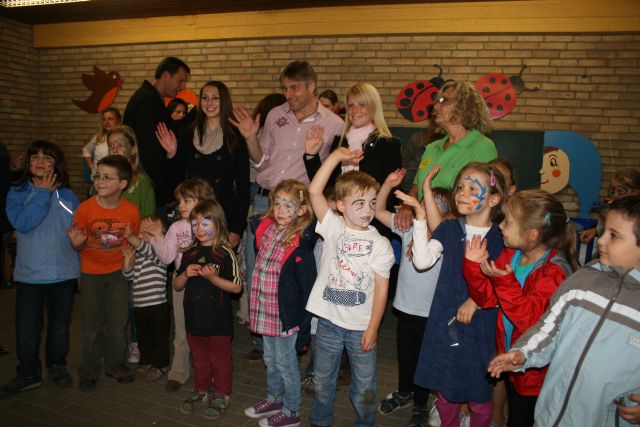 gal/2011/2011 Kita Pusteblume Bewegungszertifikat/IMG_2465.JPG